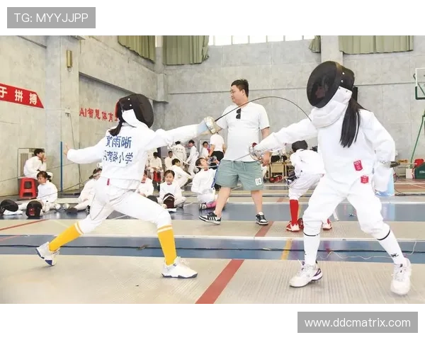 击剑运动员饮食安排：如何通过科学饮食提高竞技表现与恢复能力